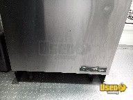 2005 Fl-t-760z All-purpose Food Truck Breaker Panel Michigan Gas Engine for Sale