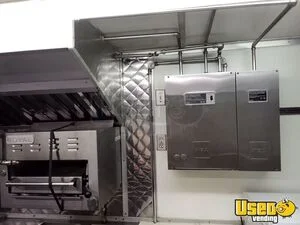 2005 Fl-t-760z All-purpose Food Truck Fresh Water Tank Michigan Gas Engine for Sale