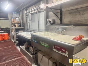 2005 Food Truck All-purpose Food Truck Concession Window South Dakota Diesel Engine for Sale
