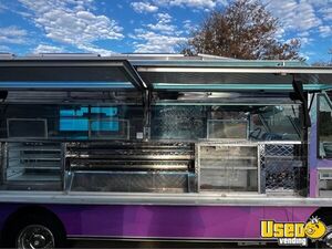 2005 Food Truck All-purpose Food Truck Upright Freezer New Jersey Diesel Engine for Sale