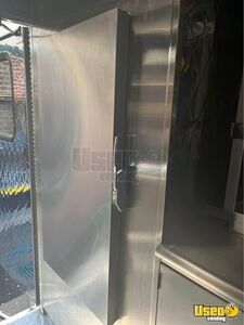 2005 Food Truck All-purpose Food Truck Warming Cabinet Pennsylvania Gas Engine for Sale