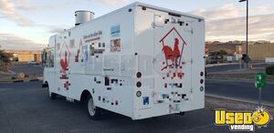 2005 Foward Control Chasis All-purpose Food Truck Stainless Steel Wall Covers Utah Diesel Engine for Sale