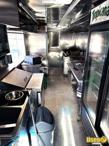 2005 Freightliner Mt45 All-purpose Food Truck Diamond Plated Aluminum Flooring New York Diesel Engine for Sale