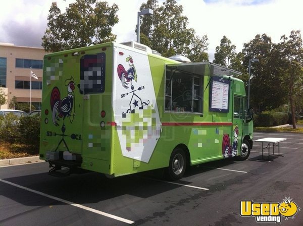 2005 Freightliner Mt45 Catering Food Truck California Diesel Engine for Sale 2005 Freightliner Mt45 Catering Food Truck California Diesel Engine for Sale