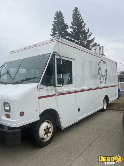 2005 Freightliner Mt45 Chasis M Line All-purpose Food Truck Indiana Diesel Engine for Sale