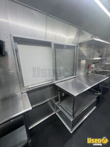 2005 Freightliner Mt45 Chasis M Line All-purpose Food Truck Shore Power Cord Indiana Diesel Engine for Sale