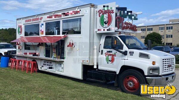 2005 Gmc C7500 24' Box Truck Pizza Food Truck Wisconsin Diesel Engine for Sale