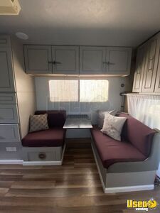 2005 Jayco Mt Mobile Hair Salon Truck Mobile Hair Salon Truck Gray Water Tank Colorado Gas Engine for Sale