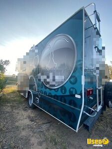 2005 Jayco Mt Mobile Hair Salon Truck Mobile Hair Salon Truck Interior Lighting Colorado Gas Engine for Sale