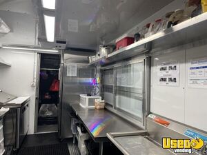 2005 Kitchen Food Truck All-purpose Food Truck Backup Camera Georgia Diesel Engine for Sale