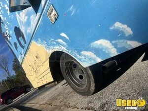 2005 Kitchen Food Truck All-purpose Food Truck Interior Lighting Georgia Diesel Engine for Sale