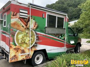 2005 Kitchen Food Truck All-purpose Food Truck Work Table Kentucky Gas Engine for Sale