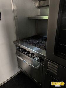 2005 L9500 Kitchen Food Trailer Refrigerator Maine Diesel Engine for Sale