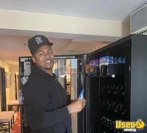 2005 Lcm1 Automatic Products Snack Machine 5 Massachusetts for Sale