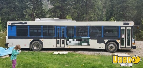 2005 Low Floor Coach Bus Coach Bus Colorado Diesel Engine for Sale