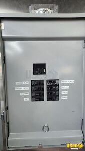 2005 M Line All-purpose Food Truck Electrical Outlets Utah Diesel Engine for Sale