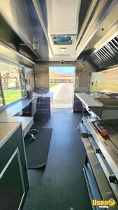 2005 M Line All-purpose Food Truck Stainless Steel Wall Covers Utah Diesel Engine for Sale
