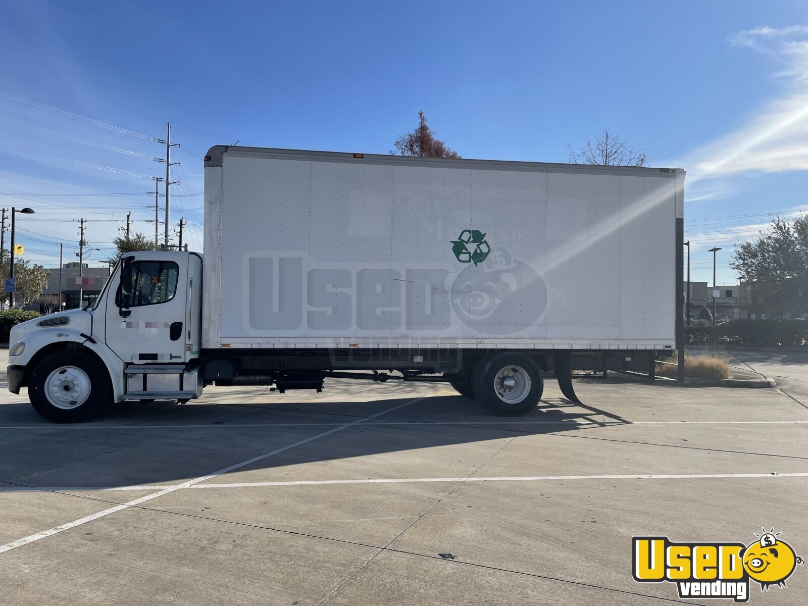 2005 Freightliner M2 Box Truck Mobile Transport Business for Sale in