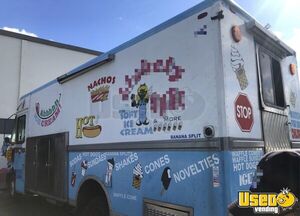 2005 Mbe 900 Soft Serve Ice Cream Truck Ice Cream Truck Air Conditioning California Diesel Engine for Sale