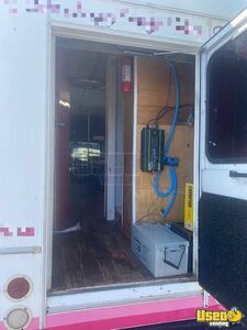 2005 Mobile Hair Salon Bus Mobile Hair Salon Truck Interior Lighting New York Gas Engine for Sale