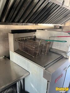2005 Mt 45 Chassis All-purpose Food Truck Awning California Diesel Engine for Sale