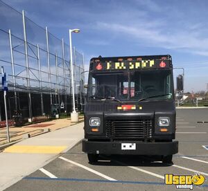 2005 Mt 45 Chassis All-purpose Food Truck Concession Window California Diesel Engine for Sale