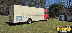 2005 Mt 55 All-purpose Food Truck Stainless Steel Wall Covers North Carolina Diesel Engine for Sale