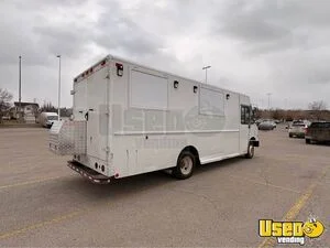 2005 Mt45 All-purpose Food Truck Air Conditioning Alberta Diesel Engine for Sale