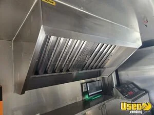 2005 Mt45 All-purpose Food Truck Diamond Plated Aluminum Flooring Utah Diesel Engine for Sale