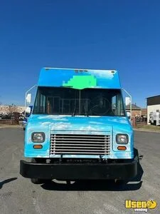 2005 Mt45 All-purpose Food Truck Stainless Steel Wall Covers Minnesota Diesel Engine for Sale