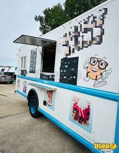 2005 Mt45 All-purpose Food Truck Stainless Steel Wall Covers Missouri Diesel Engine for Sale