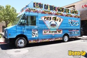 2005 Mt45 All-purpose Food Truck Stainless Steel Wall Covers Nevada Diesel Engine for Sale