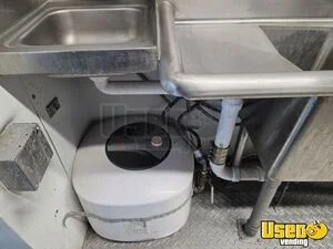 2005 Mt45 All-purpose Food Truck Steam Table Minnesota Diesel Engine for Sale