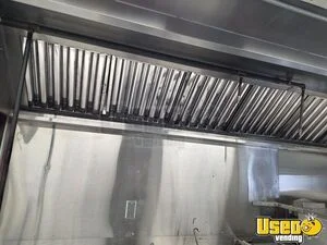 2005 Mt45 All-purpose Food Truck Upright Freezer Minnesota Diesel Engine for Sale