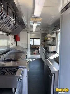 2005 Mt45 All-purpose Food Truck Upright Freezer North Carolina Diesel Engine for Sale
