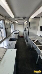 2005 Mt45 Coffee & Beverage Truck Upright Freezer Texas Diesel Engine for Sale