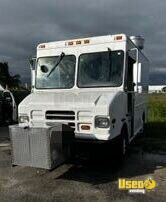 2005 Mt45 Step Van Kitchen Food Truck All-purpose Food Truck Air Conditioning Florida Diesel Engine for Sale