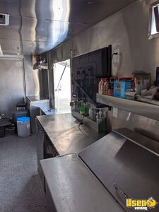 2005 Mt45 Step Van Kitchen Food Truck All-purpose Food Truck Exterior Customer Counter British Columbia Diesel Engine for Sale