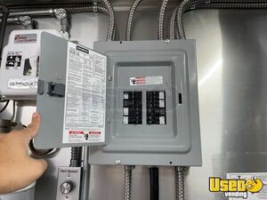 2005 Mt45 Step Van Kitchen Food Truck All-purpose Food Truck Fire Extinguisher New York Diesel Engine for Sale
