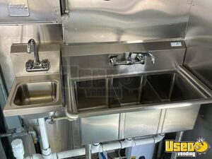 2005 Mt45 Step Van Kitchen Food Truck All-purpose Food Truck Generator Florida Diesel Engine for Sale