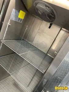 2005 Mt45 Step Van Kitchen Food Truck All-purpose Food Truck Prep Station Cooler New York Diesel Engine for Sale