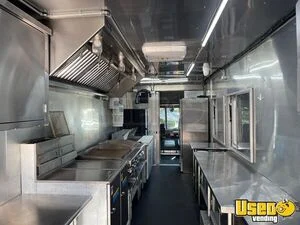 2005 Mt45 Step Van Kitchen Food Truck All-purpose Food Truck Propane Tank New York Diesel Engine for Sale