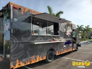 2005 P30 Kitchen Food Truck All-purpose Food Truck Florida for Sale