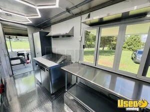 2005 P42 All-purpose Food Truck Air Conditioning Tennessee Diesel Engine for Sale