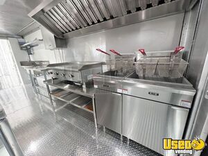 2005 P42 All-purpose Food Truck Deep Freezer Tennessee Diesel Engine for Sale
