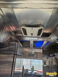 2005 P42 All-purpose Food Truck Diamond Plated Aluminum Flooring California for Sale