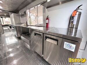 2005 P42 All-purpose Food Truck Exhaust Hood Tennessee Diesel Engine for Sale