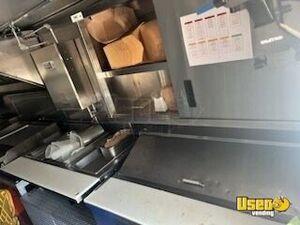 2005 P42 All-purpose Food Truck Exterior Customer Counter Texas Gas Engine for Sale