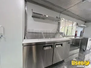 2005 P42 All-purpose Food Truck Fire Extinguisher Tennessee Diesel Engine for Sale
