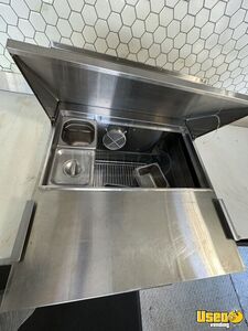 2005 P42 All-purpose Food Truck Fresh Water Tank California Gas Engine for Sale